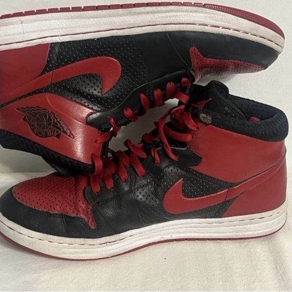 Nike Black and Red High-Top Sneakers - Picture 2 of 5